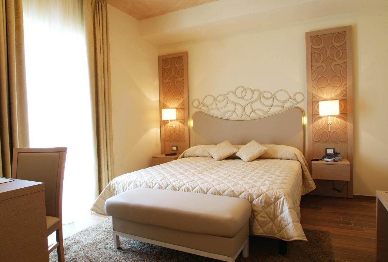 Hotel Duchessa Della Sila San Giovanni in Fiore Eksteriør bilde